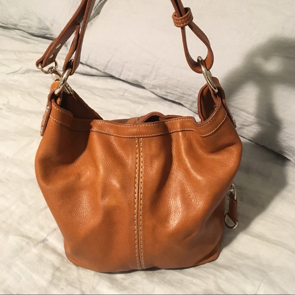 Roots Canada pebbled leather hobo bag